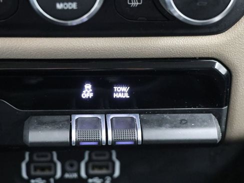 Used 2022 RAM 1500 Laramie image 27