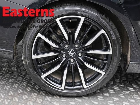 Used 2023 Honda Accord Touring image 29