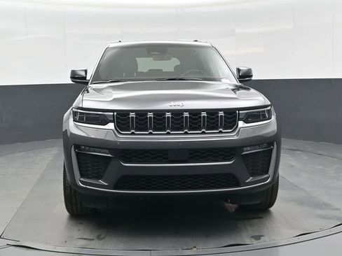 New 2026 Jeep Grand Cherokee Limited w/ Trailer Tow Package RWD image 9