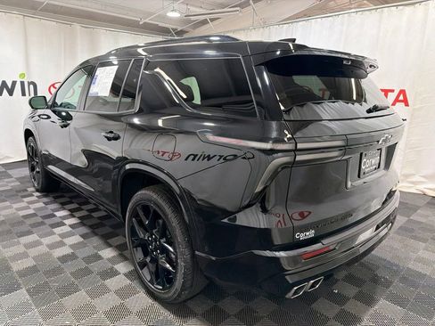 Used 2024 Chevrolet Traverse RS w/ LPO, Floor Liner Package AWD/4WD image 5