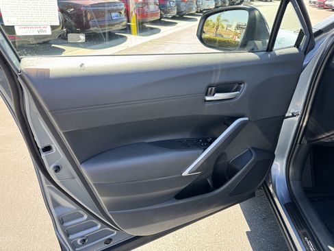 Used 2025 Toyota Corolla Cross AWD Hybrid w/ Convenience Package image 11