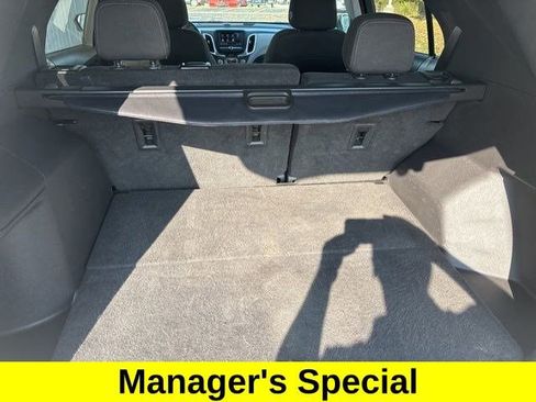 Used 2022 Chevrolet Equinox LS w/ LS Convenience Package image 34