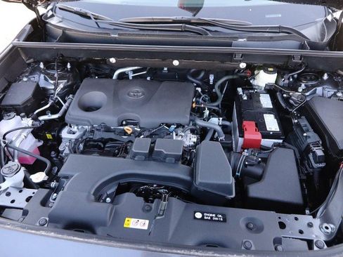 New 2025 Toyota RAV4 XLE image 27