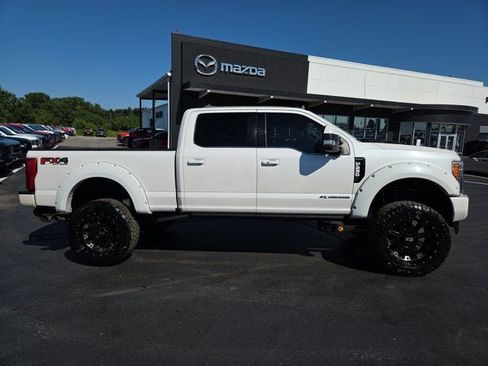 Used 2019 Ford F250 Platinum w/ Platinum Ultimate Package AWD/4WD image 6