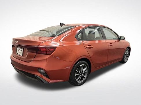 Certified 2024 Kia Forte LXS w/ LXS Technology Package FWD image 6
