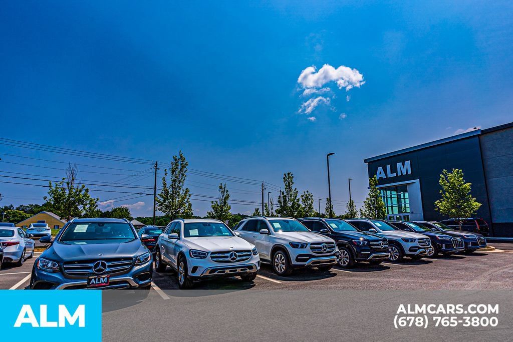 Used 2024 Mercedes-Benz GLB 250 4MATIC image 53
