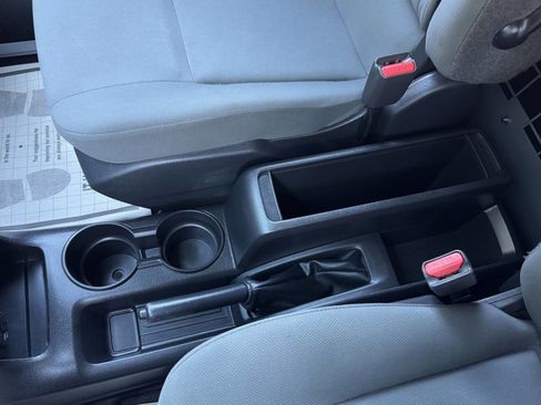 Used 2018 Chevrolet City Express LT image 22