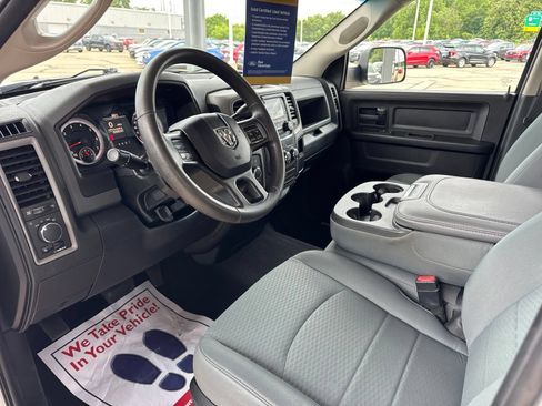 Used 2018 RAM 1500 ST w/ SXT Appearance Group AWD/4WD image 15