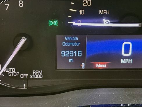Used 2017 Cadillac XT5 Luxury w/ Driver Awareness Package AWD/4WD image 20