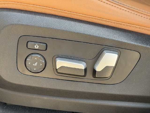 Used 2024 BMW X5 sDrive40i w/ Premium Package RWD image 26