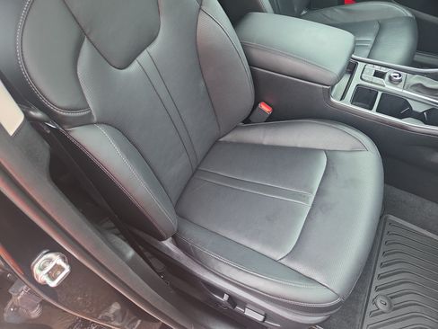 Used 2024 Kia Sorento X-Line EX AWD/4WD image 16