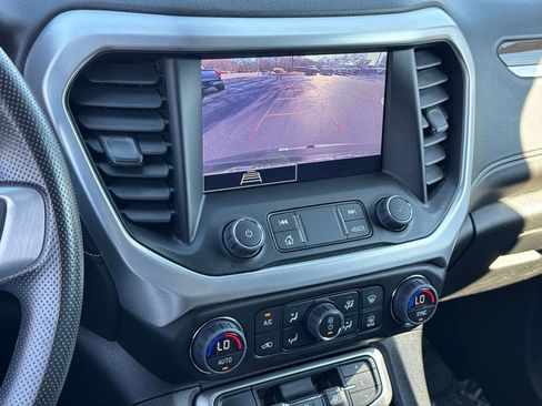 Used 2023 GMC Acadia SLE w/ Driver Convenience Package image 35