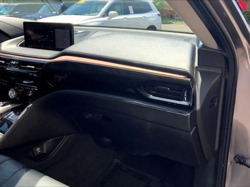 Used 2022 Acura MDX SH-AWD w/ Technology Package image 16