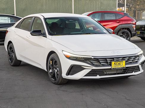 New 2026 Hyundai Elantra Sport image 3