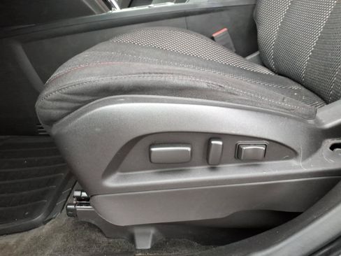 Used 2017 Chevrolet Equinox LT w/ Convenience Package FWD image 14