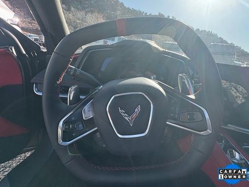 Used 2023 Chevrolet Corvette Stingray Preferred Conv w/ 2LT image 4