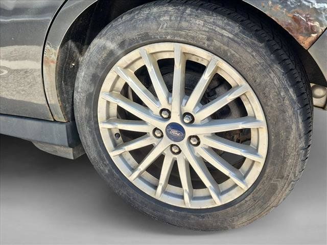 Used 2016 Ford C-MAX SE w/ Cold Weather Package FWD image 10