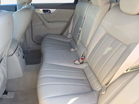 Used 2014 INFINITI QX70 AWD w/ Premium Package image 14