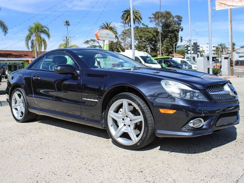 Used 2011 Mercedes-Benz SL 550 image 8