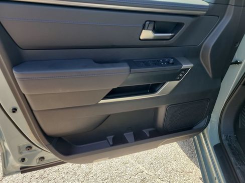 New 2026 Toyota Tundra Platinum w/ TRD Off-Road Package AWD/4WD image 19