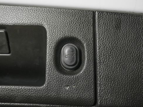 Used 2020 GMC Yukon Denali w/ Open Road Package image 14