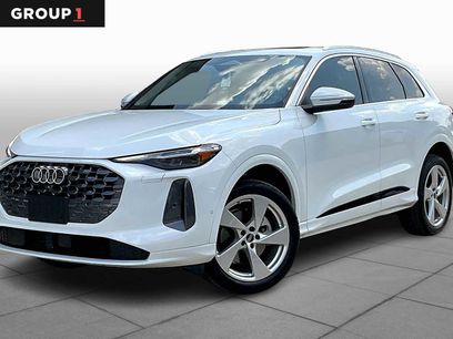 New 2025 Audi Q5 Premium Plus