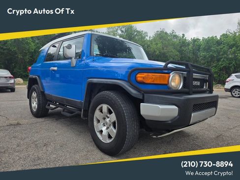 Used 2007 Toyota FJ Cruiser 4WD image 1