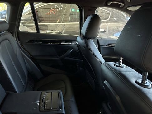 Used 2017 BMW X1 sDrive28i image 8