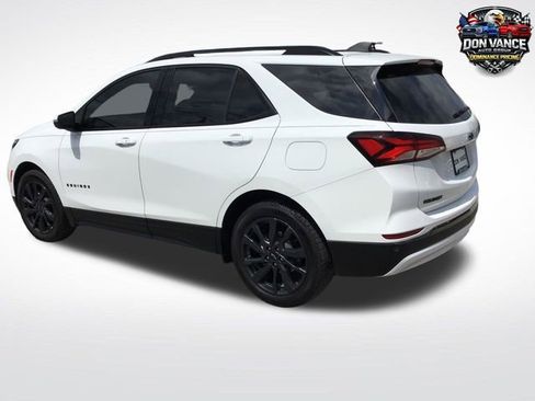 Used 2022 Chevrolet Equinox RS w/ RS Leather Package FWD image 4
