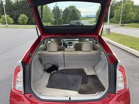 Used 2015 Toyota Prius Four FWD image 22