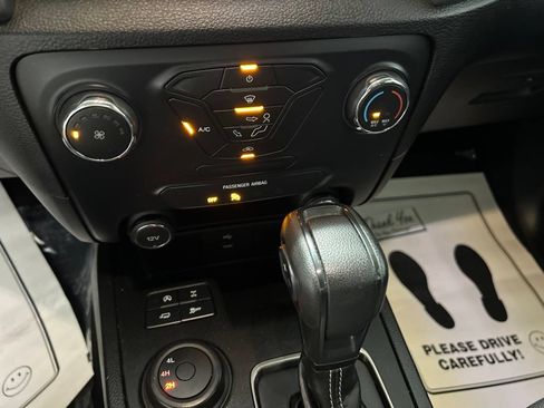 Used 2021 Ford Ranger XL w/ Equipment Group 101A High AWD/4WD image 26