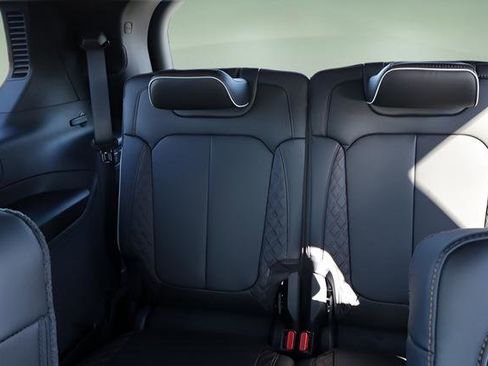 New 2026 Jeep Grand Cherokee L Summit image 11