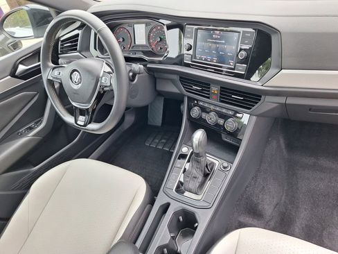 Used 2021 Volkswagen Jetta R-Line w/ R-Line Cold Weather Package image 24