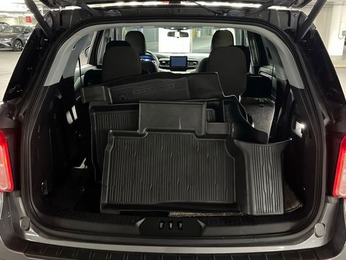 Used 2022 Ford Explorer XLT w/ Class IV Trailer Tow Package image 35