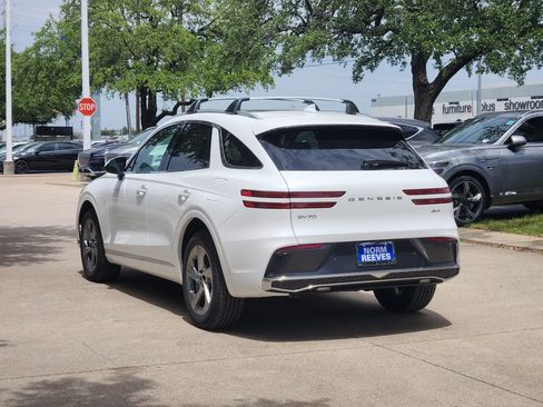 New 2026 Genesis GV70 2.5T Select AWD/4WD image 5
