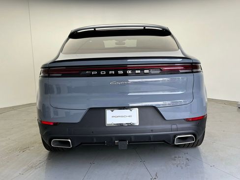 Used 2026 Porsche Cayenne E-Hybrid Coupe image 21