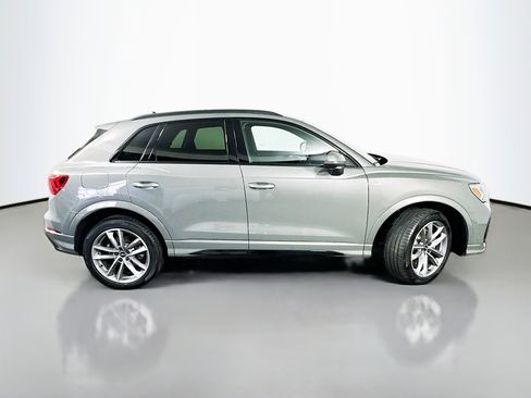 Used 2025 Audi Q3 2.0T Premium w/ Convenience Package AWD/4WD image 8