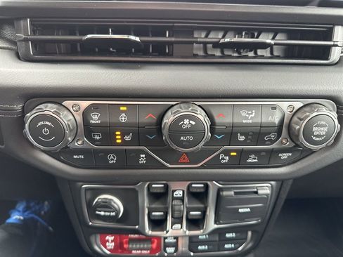 New 2026 Jeep Gladiator Rubicon AWD/4WD image 74