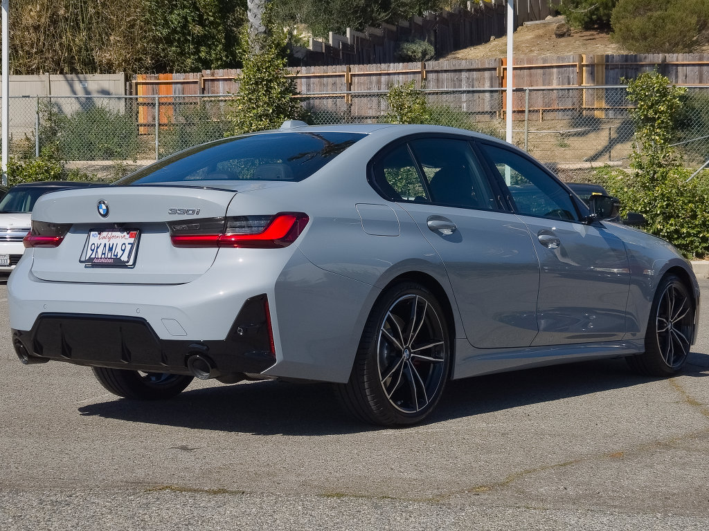 Used 2024 BMW 330i Sedan w/ M Sport Package RWD image 25