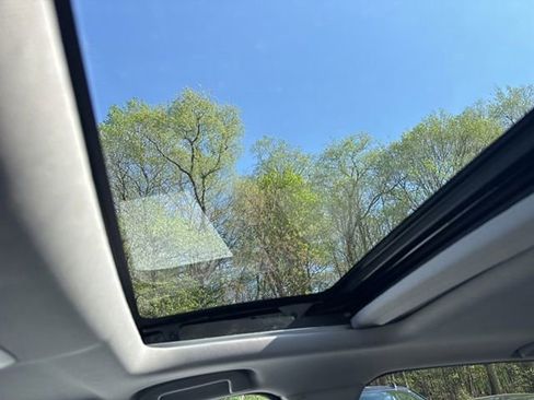 Used 2017 Honda CR-V EX-L image 19