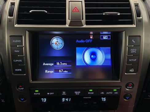 Certified 2021 Lexus GX 460 Luxury w/ Accessory Package AWD/4WD image 23