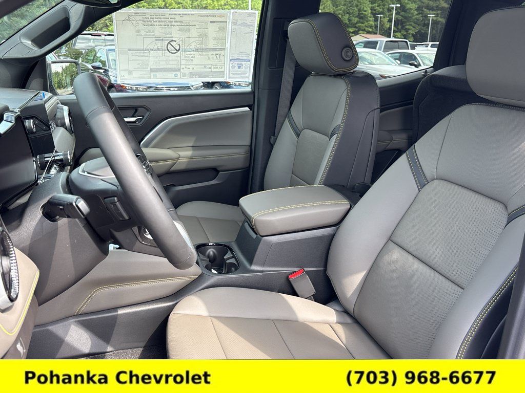 New 2026 Chevrolet Colorado ZR2 w/ Technology Package AWD/4WD image 21