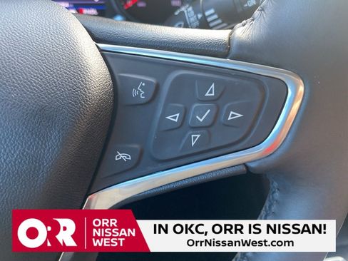 Used 2020 Chevrolet Equinox LT image 25