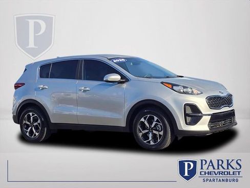 Used 2020 Kia Sportage LX image 1