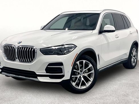 Used 2022 BMW X5 xDrive40i w/ Premium Package AWD/4WD image 11