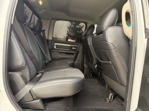 Used 2018 RAM 3500 Big Horn w/ Sport Appearance Group image 13