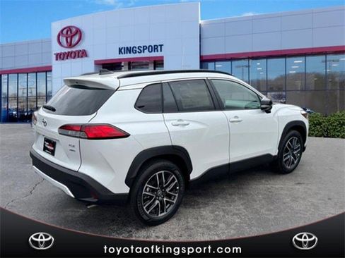 New 2026 Toyota Corolla Cross XLE w/ Convenience Package image 4