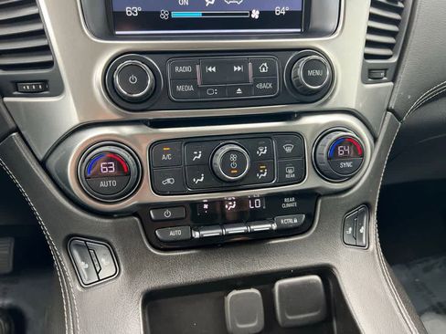 Used 2019 Chevrolet Suburban LT image 39