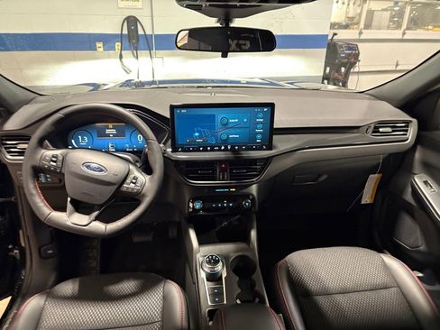 New 2026 Ford Escape ST-Line Select w/ Tech Pack #2 AWD/4WD image 11