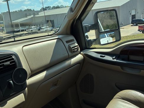 Used 2005 Ford F350 4x4 Crew Cab DRW Super Duty image 23